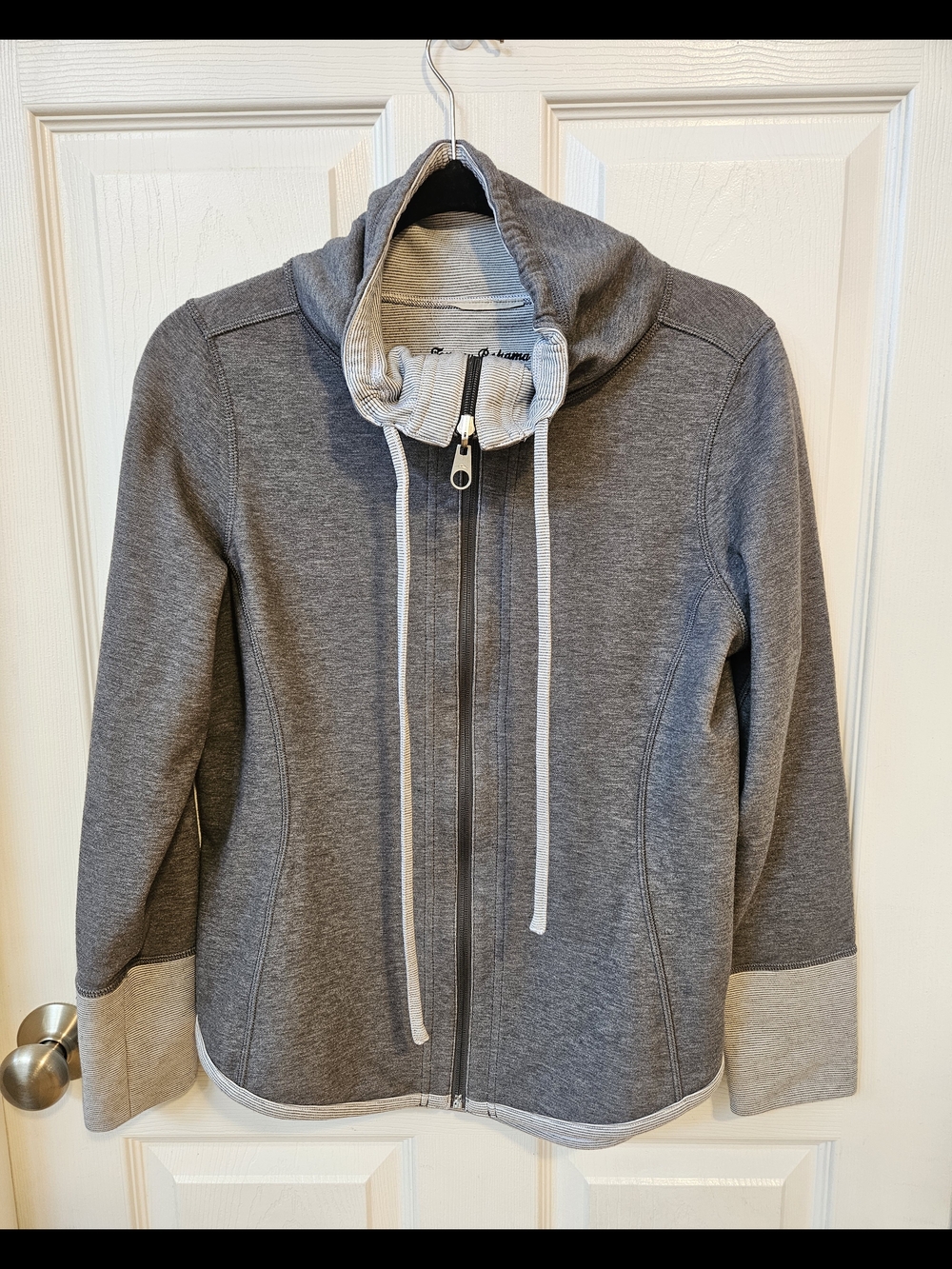Tommy Bahama Zip Up Jacket Gray Athleisure Lightweight Womens S (No Tag)